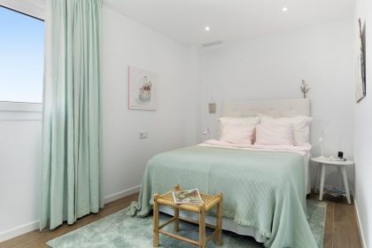 55a08a87c617233b3d94ca03858a70cb - 23