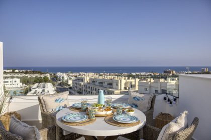 55a08a87c617233b3d94ca03858a70cb - 28