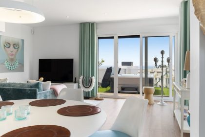 55a08a87c617233b3d94ca03858a70cb - 7