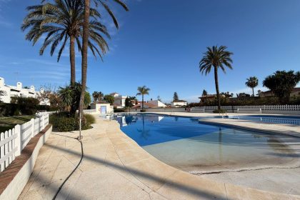 55f021833f1e822baa88cdb650273426 - 53