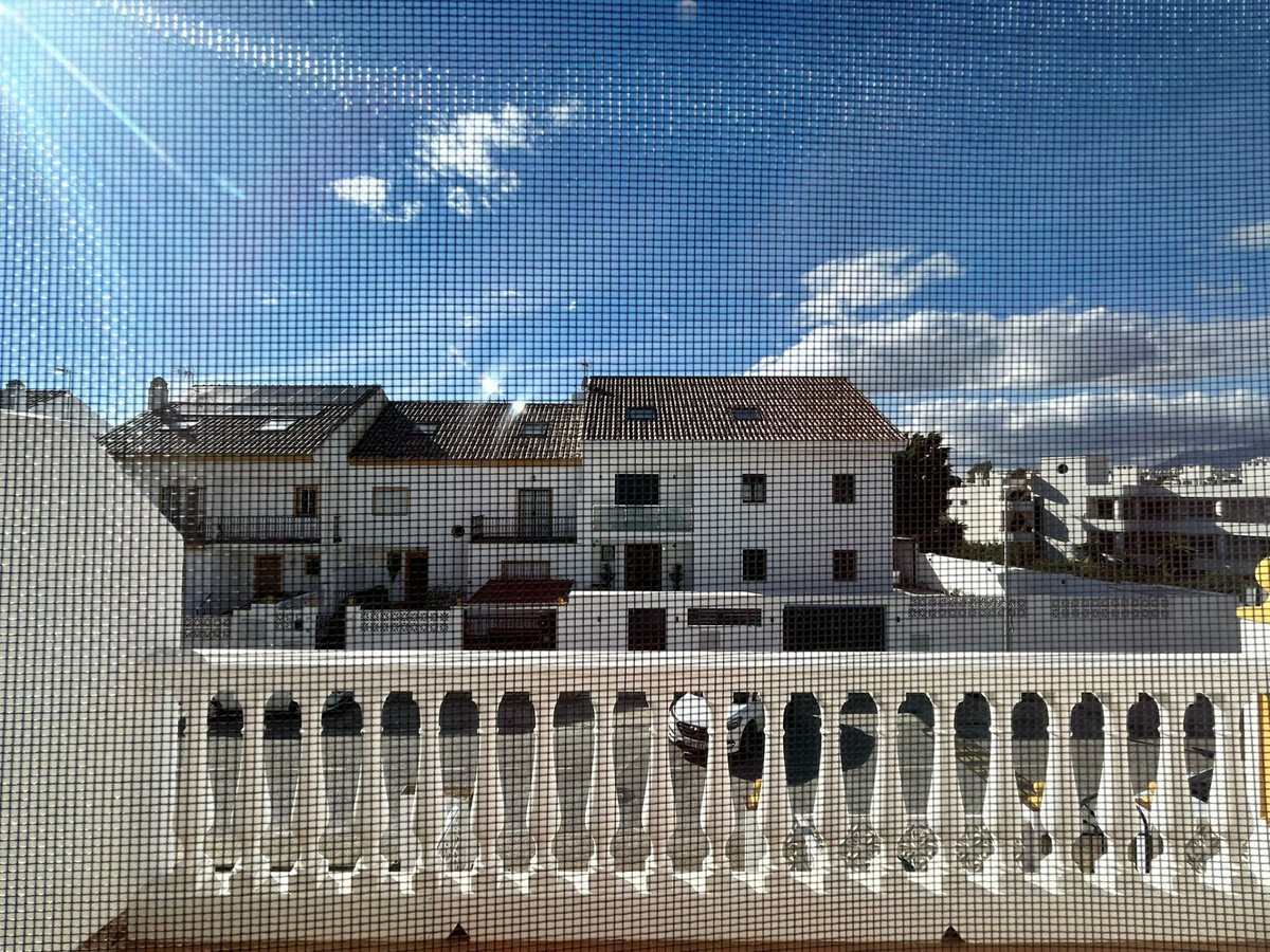 56a211fa387052afa8ba830d66b85f9a - 16