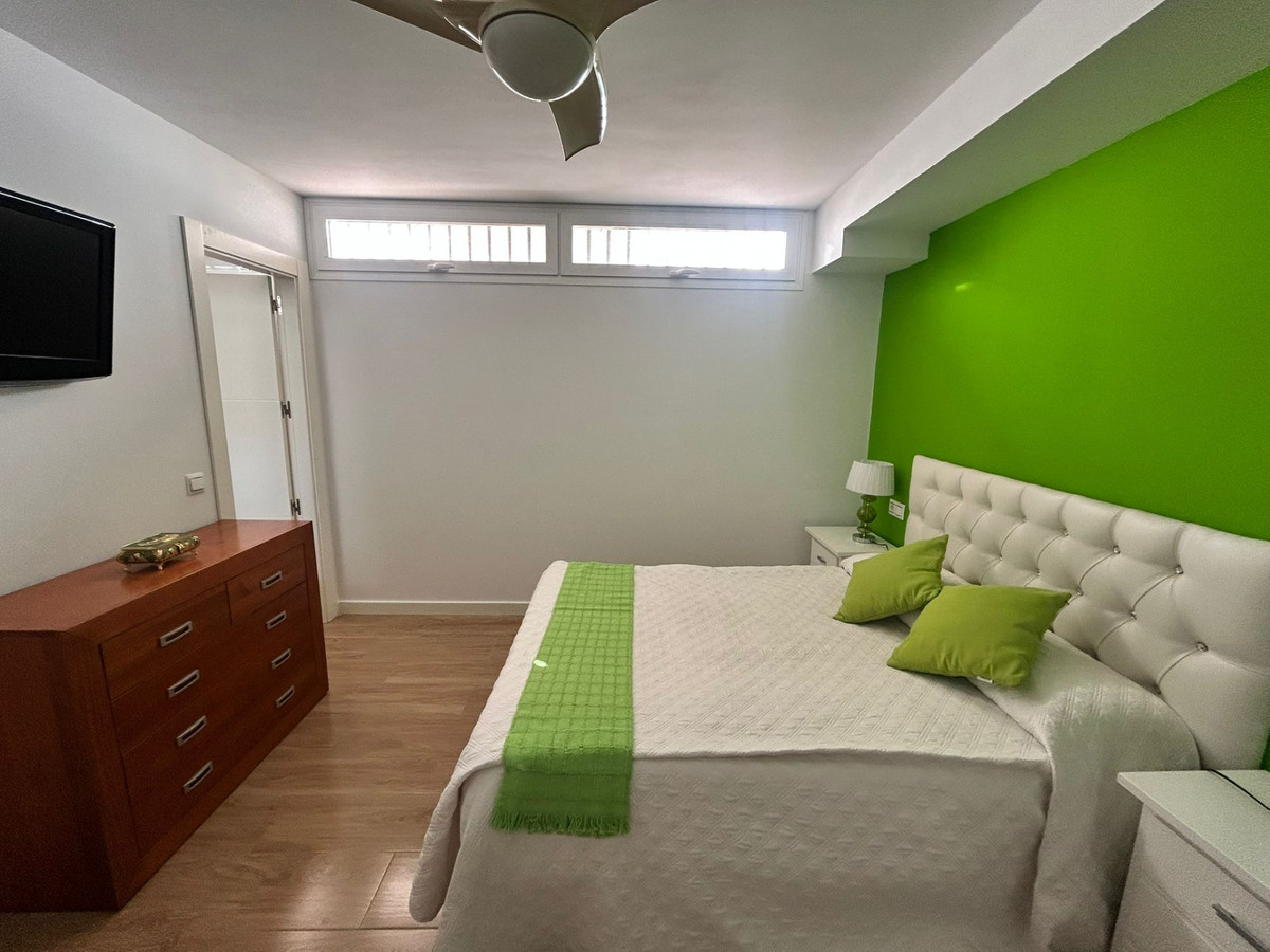 56a211fa387052afa8ba830d66b85f9a - 27