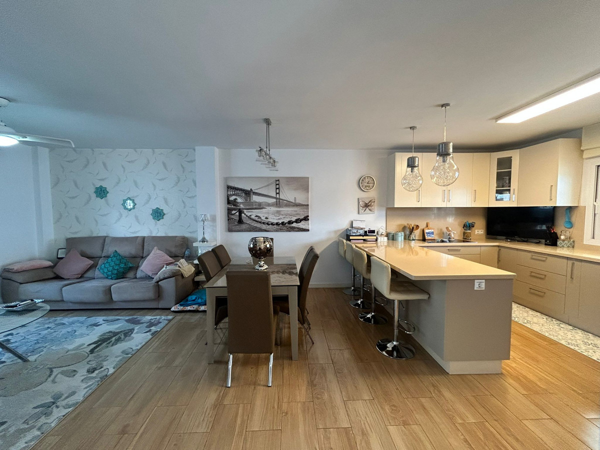 56a211fa387052afa8ba830d66b85f9a - 4