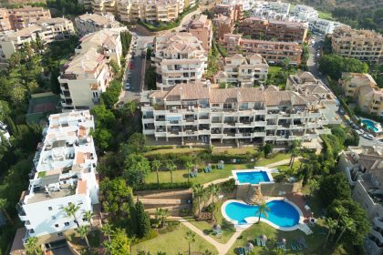 56a9e38bfc6ce89d6dd40fa5581c2346 - 27