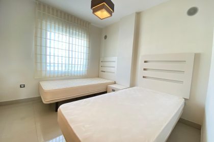 56d9f3218ffadcbfe9b93448fa32f9fc - 15