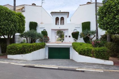 56dcf6f05198ca76098b26cce77d5c2f - 29