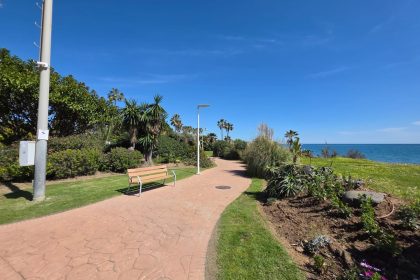 58a3c53ce9a595d812783052e203b100 - 21