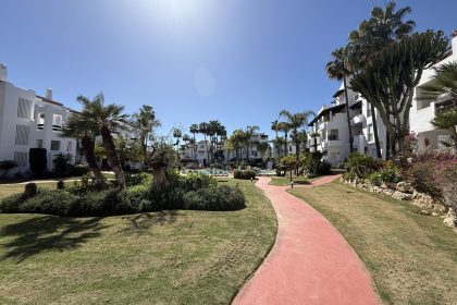 58a3c53ce9a595d812783052e203b100 - 28