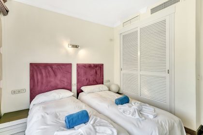 58bd112e86b2c7f19c74a21e0147feba - 22