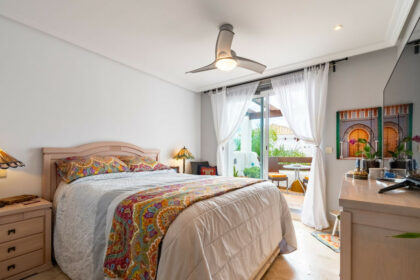 592e1acbdc77a2c560b932eb76bd06a3 - 26