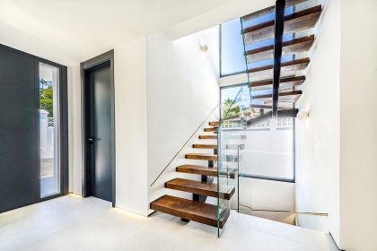 594fa1a0f51a8fc80bd42738f812dcbc - 21