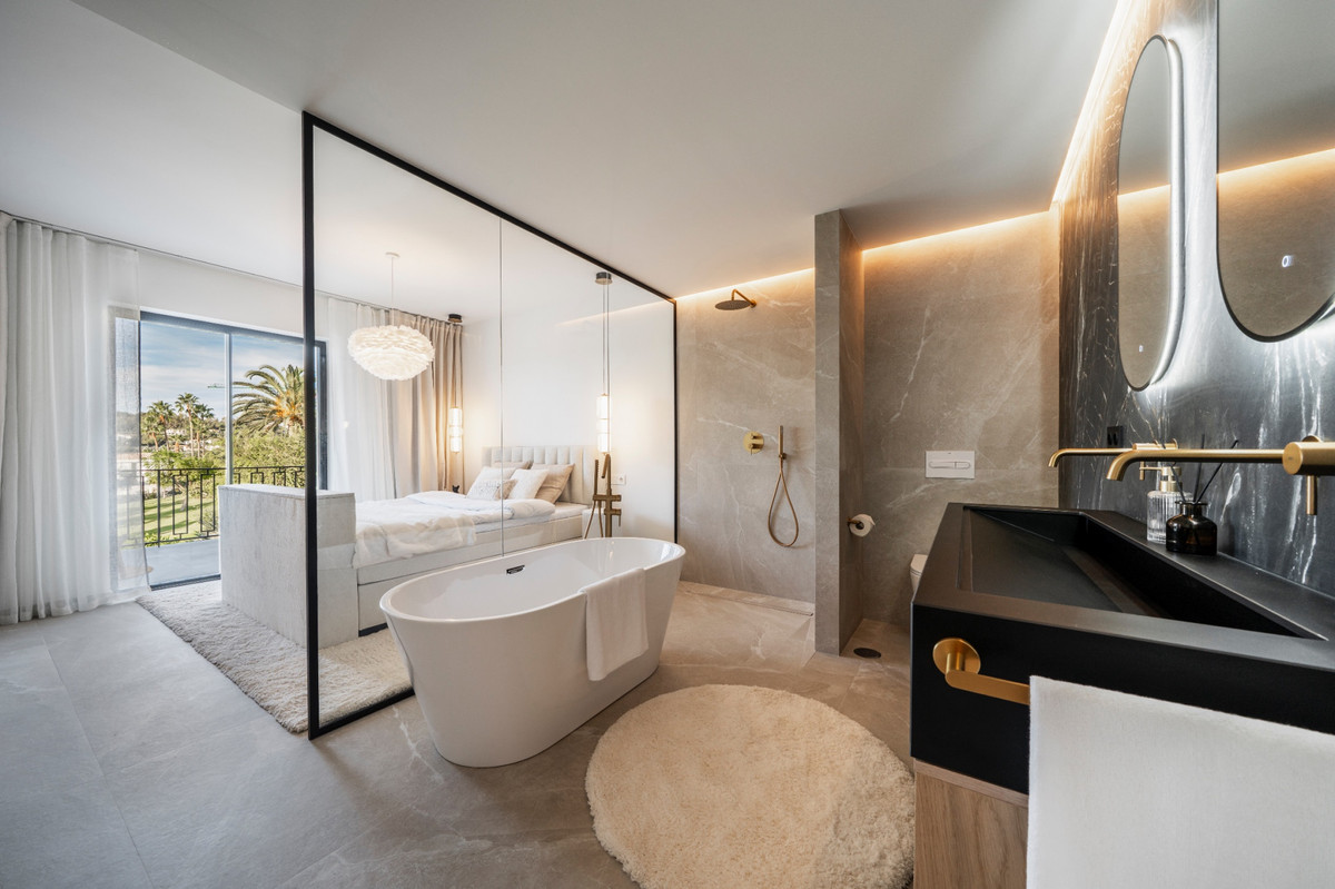 59ae74ef57d7cf6905168db83e0d8ffa - 28