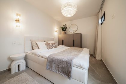 59ae74ef57d7cf6905168db83e0d8ffa - 35