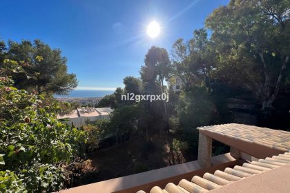 59c0be0600234a3985f94a407ab23fc9 - 36