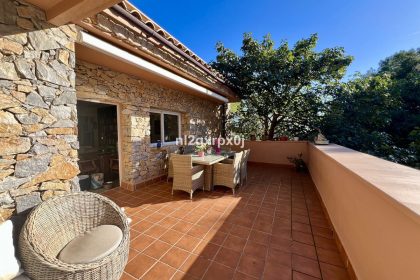 59c0be0600234a3985f94a407ab23fc9 - 45