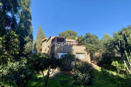 59c0be0600234a3985f94a407ab23fc9 - 52