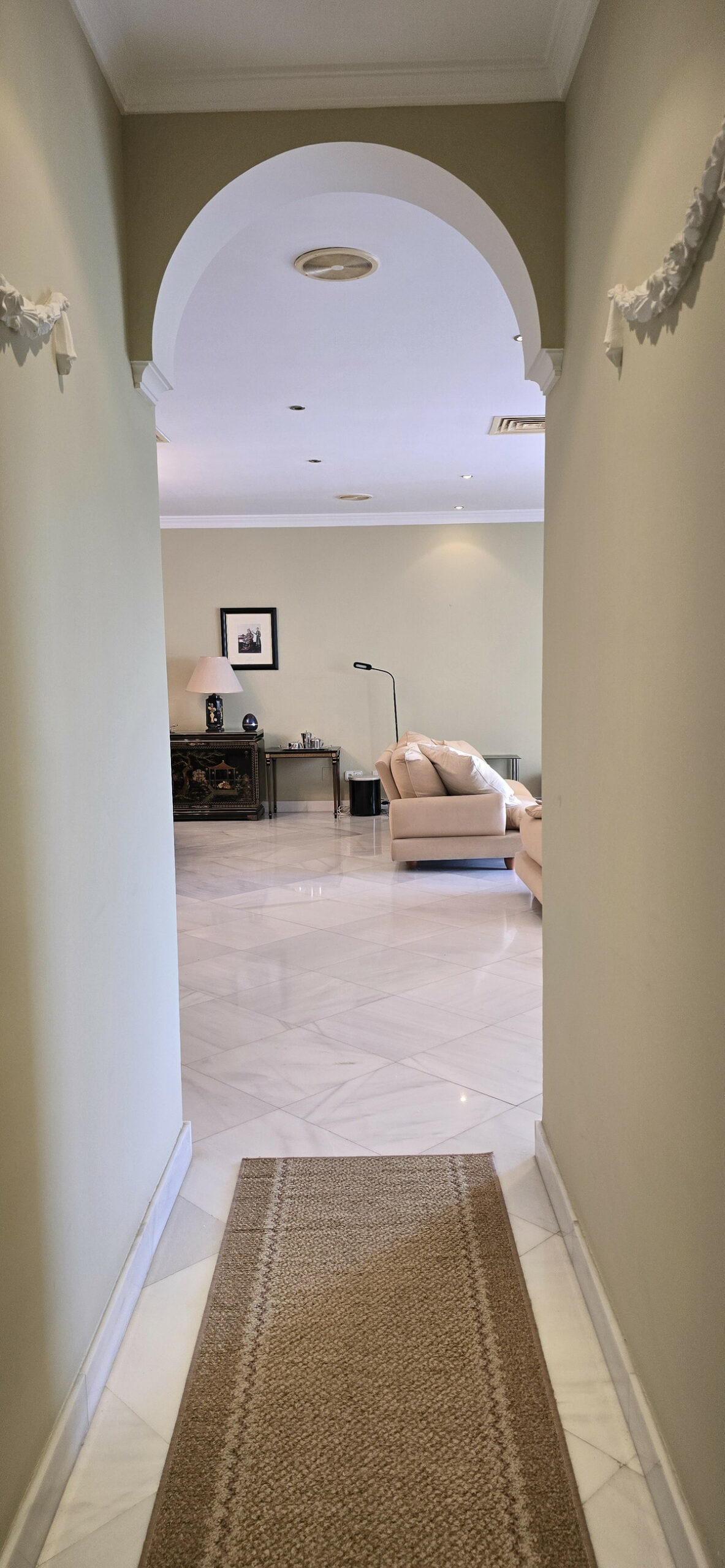 5a035fab2b2db3170018686eab69d9c9 - 24