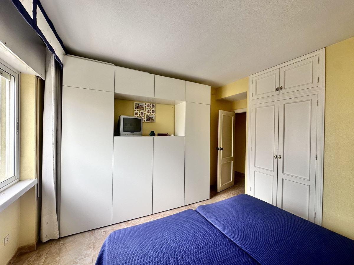 5a3fb0d8caf45317c539d6d1c2008fa8 - 13