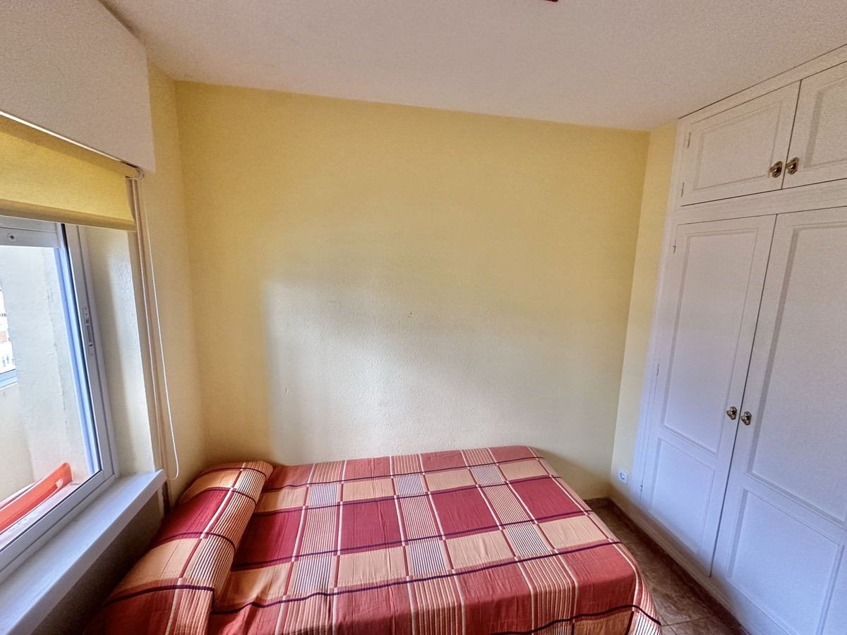 5a3fb0d8caf45317c539d6d1c2008fa8 - 18