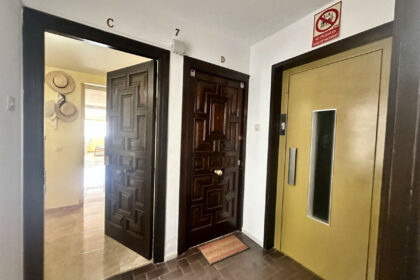 5a3fb0d8caf45317c539d6d1c2008fa8 - 22