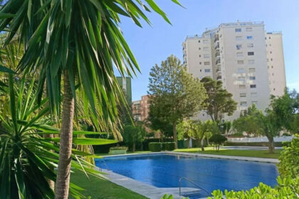 5a3fb0d8caf45317c539d6d1c2008fa8 - 25