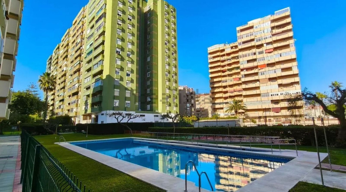 5a3fb0d8caf45317c539d6d1c2008fa8 - 26