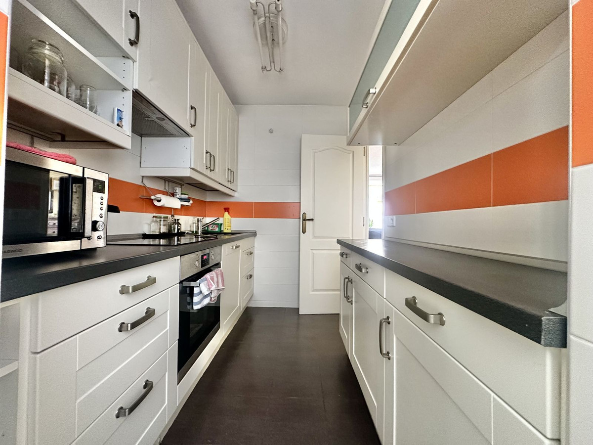 5a3fb0d8caf45317c539d6d1c2008fa8 - 6