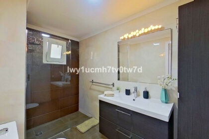 5ab54c98e427da02baef4e6fb4951f7c - 60