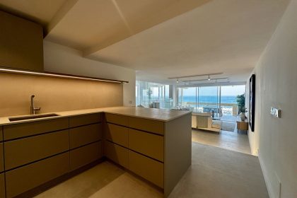 5ab9a373cecbb640c6745e4546920bfd - 13