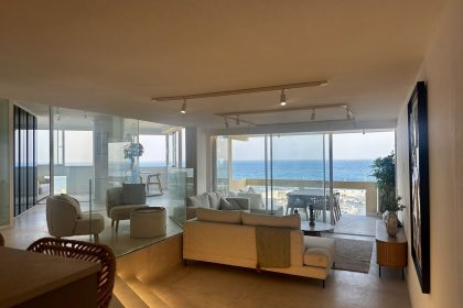 5ab9a373cecbb640c6745e4546920bfd - 25