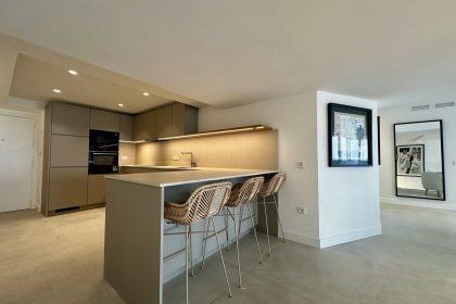 5ab9a373cecbb640c6745e4546920bfd - 4