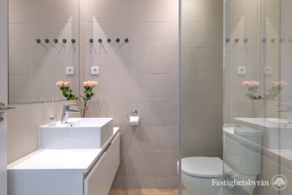 5b0f2e1cd92d53fd8e7fbcb90ec624c1 - 19