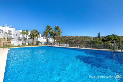 5b0f2e1cd92d53fd8e7fbcb90ec624c1 - 23