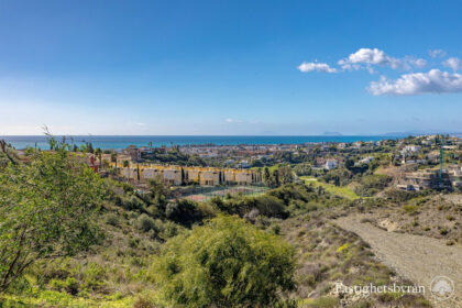 5b0f2e1cd92d53fd8e7fbcb90ec624c1 - 27