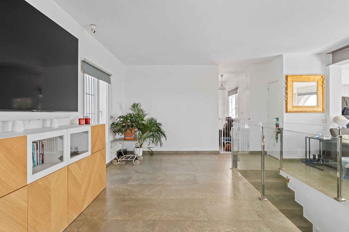 5b109071cfe10a0e4059625dfcc2a19c - 11