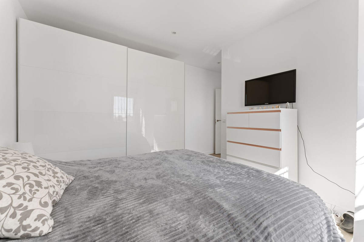 5b109071cfe10a0e4059625dfcc2a19c - 27