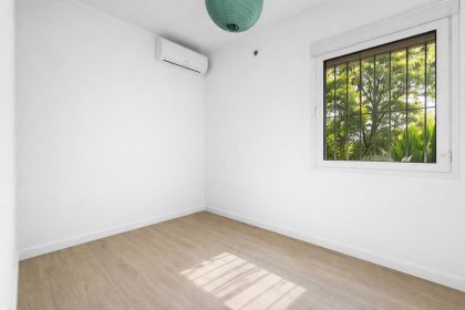 5b109071cfe10a0e4059625dfcc2a19c - 30