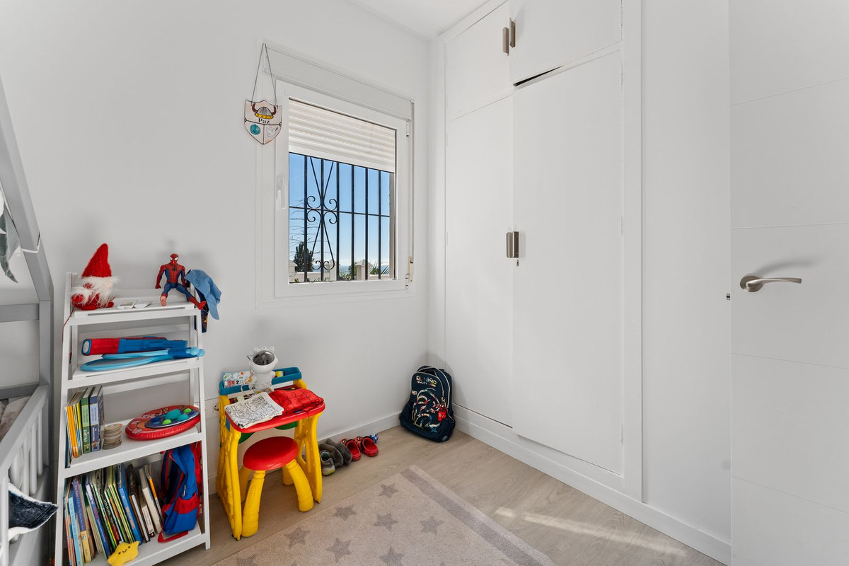 5b109071cfe10a0e4059625dfcc2a19c - 34