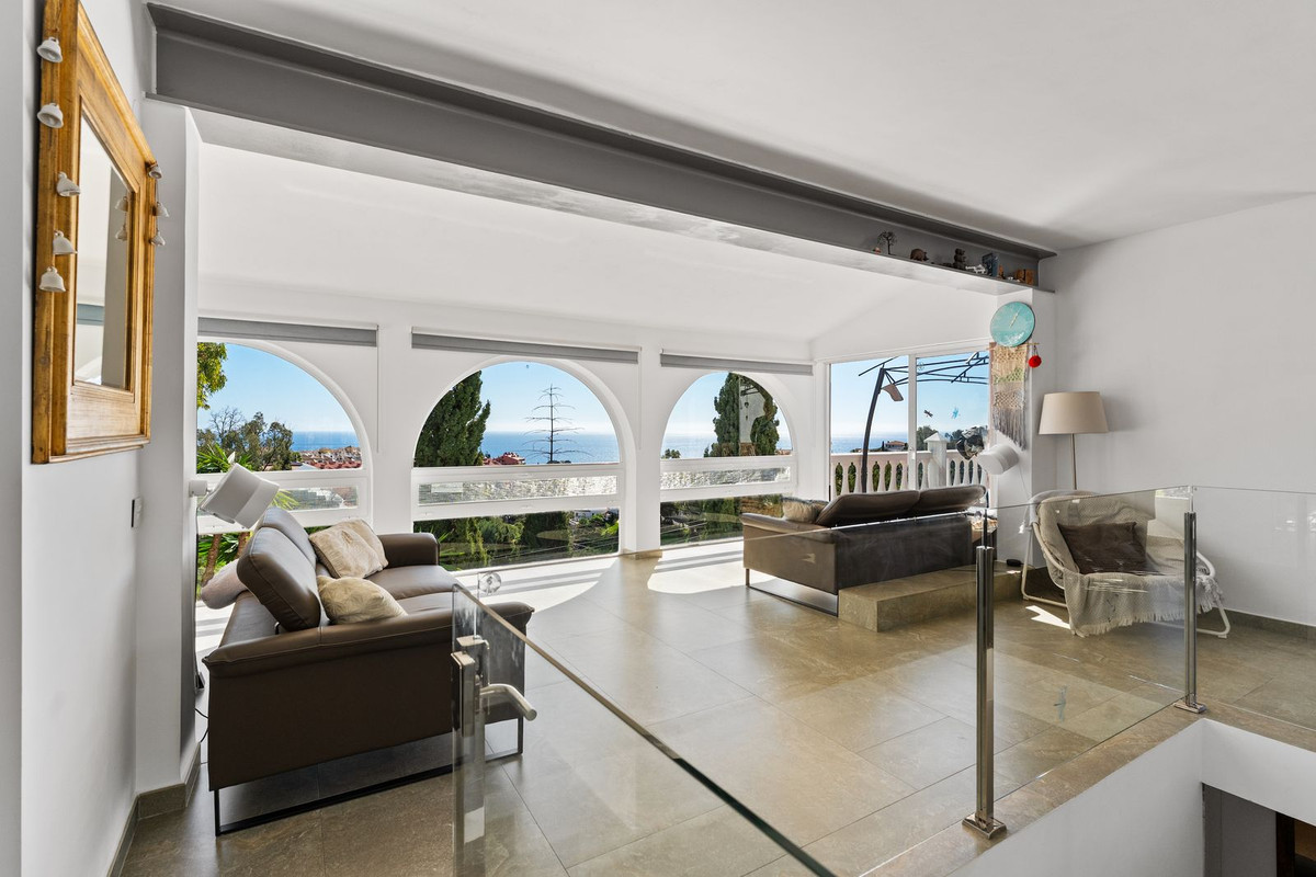 5b109071cfe10a0e4059625dfcc2a19c - 5