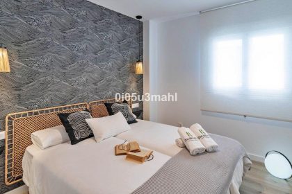 5b1379712c6d8126de5329dd26fd7668 - 15