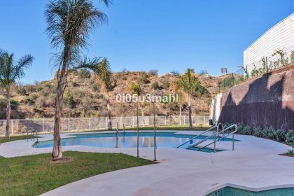 5b1379712c6d8126de5329dd26fd7668 - 19