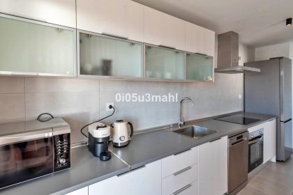 5b1379712c6d8126de5329dd26fd7668 - 9