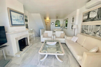 5b3f3b458fad130f1bfbb158664cf83c - 15