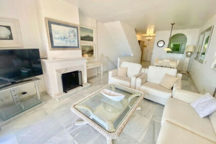 5b3f3b458fad130f1bfbb158664cf83c - 19