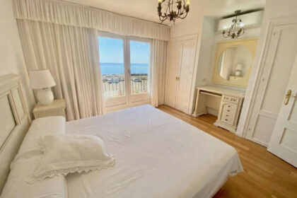 5b3f3b458fad130f1bfbb158664cf83c - 4