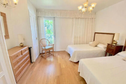 5b3f3b458fad130f1bfbb158664cf83c - 9