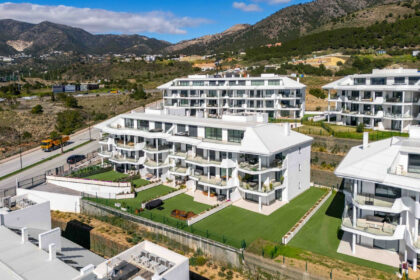 5b6f64c2bb6c3849f3197c50e165b587 - 20