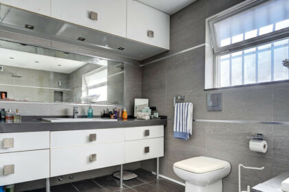 5bd145177fe4f5f6304a99a46566dd1d - 23