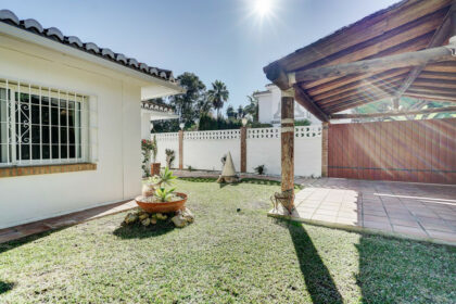 5bd145177fe4f5f6304a99a46566dd1d - 31