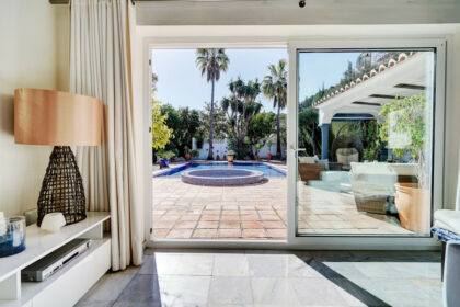 5bd145177fe4f5f6304a99a46566dd1d - 6